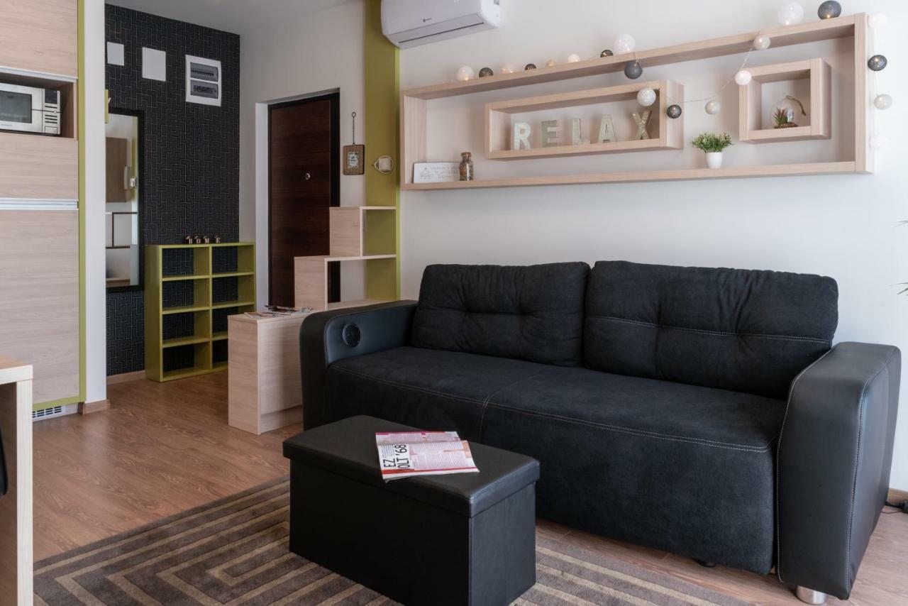Defne Apartman Debrecen Exterior foto